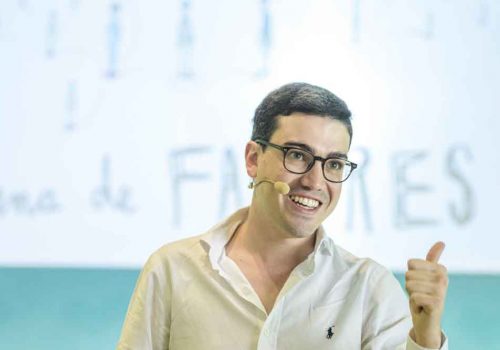 "Los dos retos que tenemos se relacionan con habilidades socioemocionales e inglés”